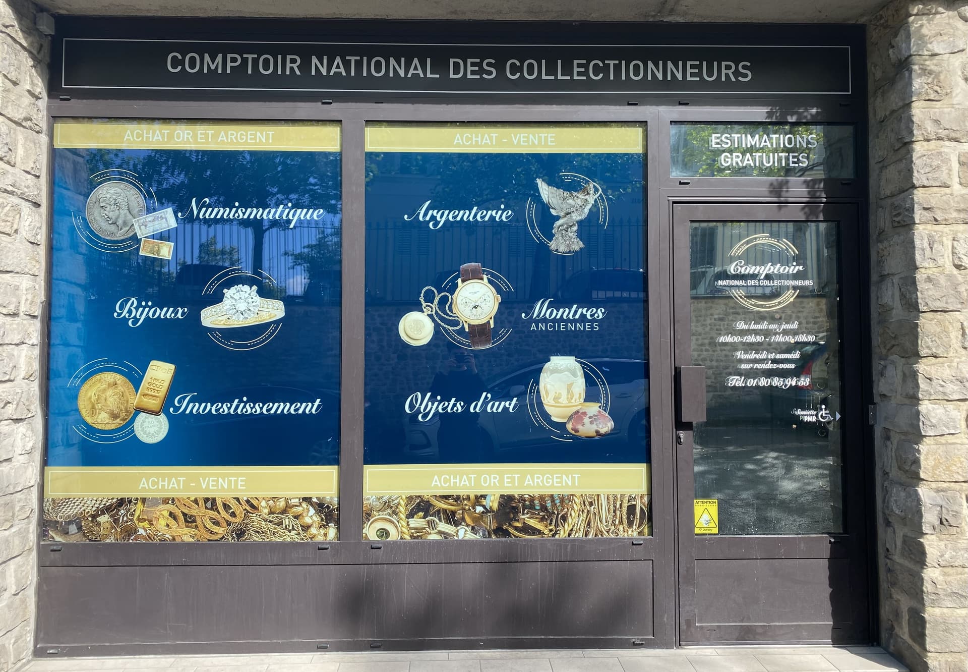 Boutique Comptoir National Des Collectionneurs à La Ferté-Alais